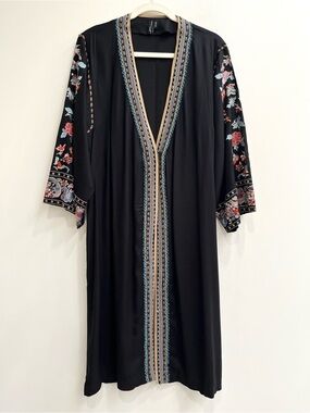 Blank London Flo Embroidered Kimono Topper Black Bohemian Asian One Size